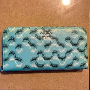 Prada Portafoglio Lampo large wallet in saffiano print